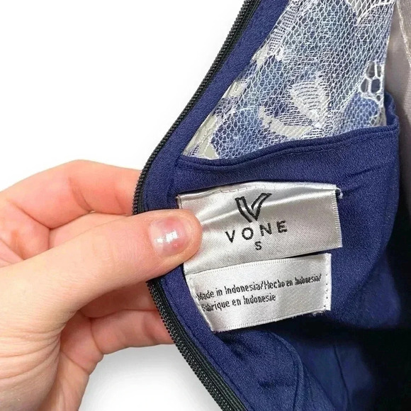 Anthropologie VONE Blue White Floral Lace Guipure Cocktail Mini Dress Small - Picture 8 of 8